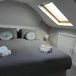 Retreat Holiday home *